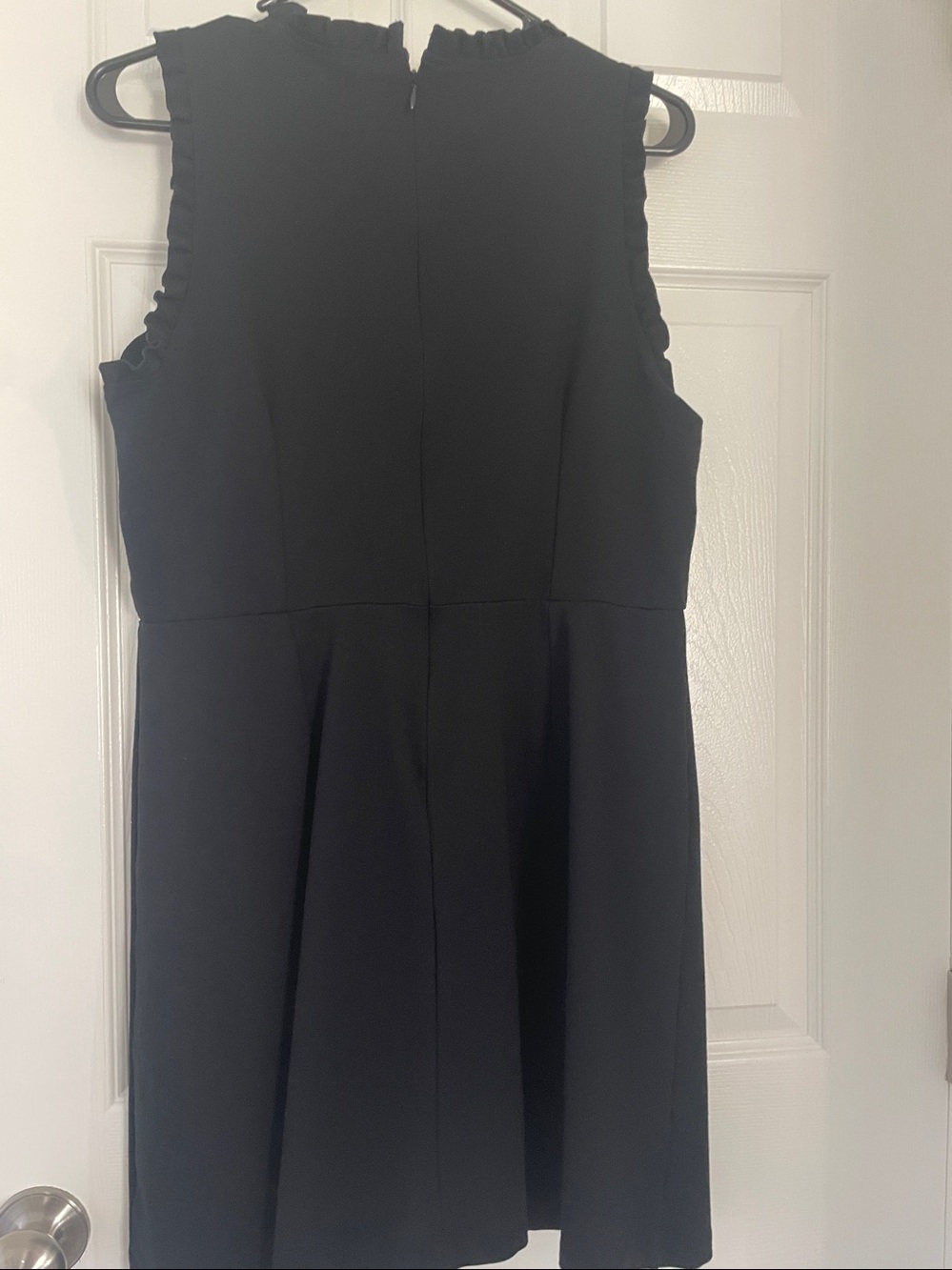 LOFT Black Sleeveless Ruffle-Trim Shift Dress in size 12Petite - Picture 5 of 6